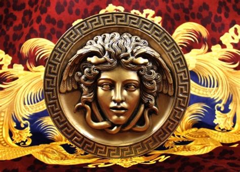 medusa versace signification